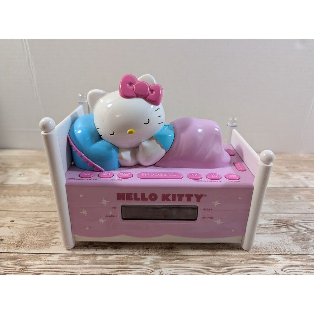 Hello Kitty - Sleeping Kitty Alarm Clock Radio with Night Light